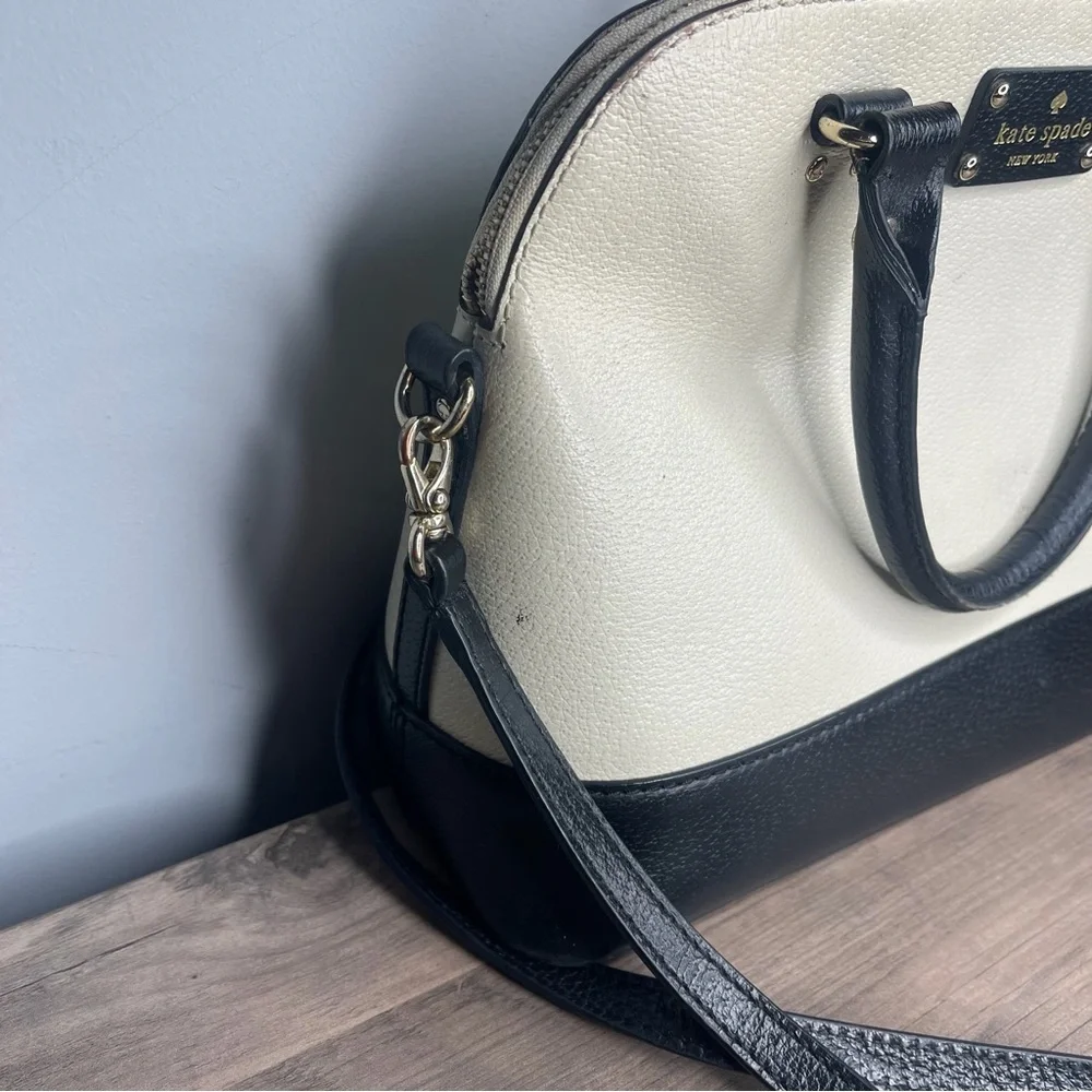 Kate Spade Wellesley Rachelle‎ off white and black handbag crossbody purse